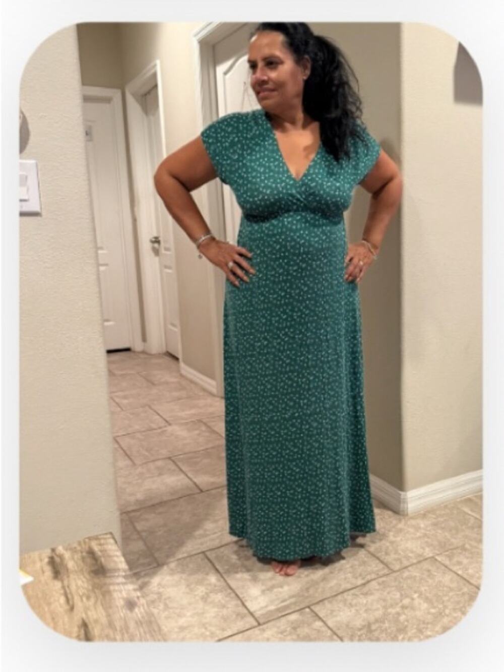 Amazon essentials V-Neck Maxi Dress with Cap Sleeves